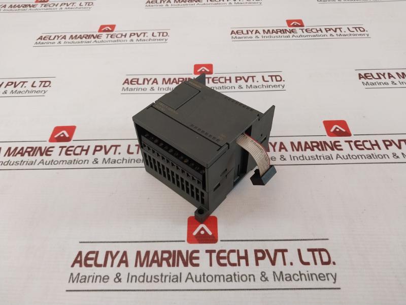 Siemens 6Es7 235-0Kd22-0Xa0 Analog I/O Module Em 235 24Vdc 21-28Vdc