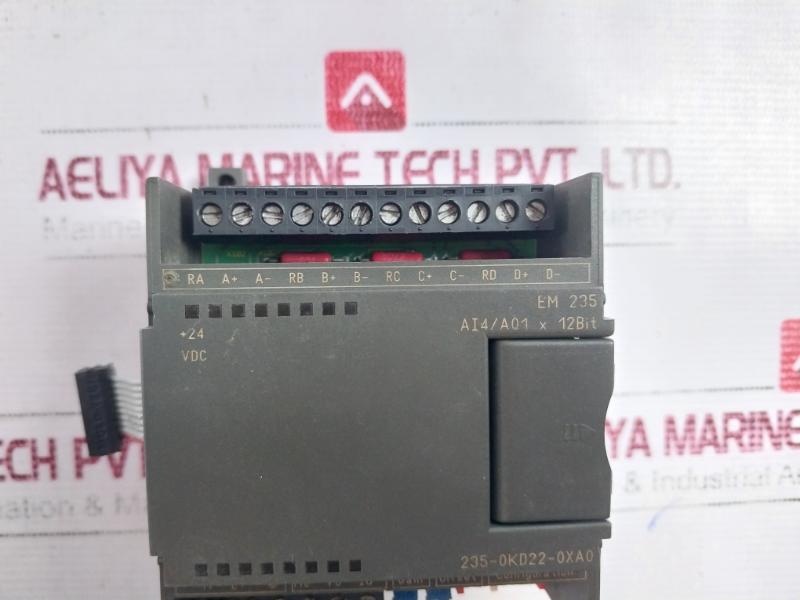 Siemens 6Es7 235-0Kd22-0Xa0 Analog Input/Output Module Em S J9P6371555