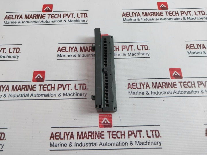 Siemens 6Es7 392-1Aj00-0Aa0 Front Connector A01Y-008