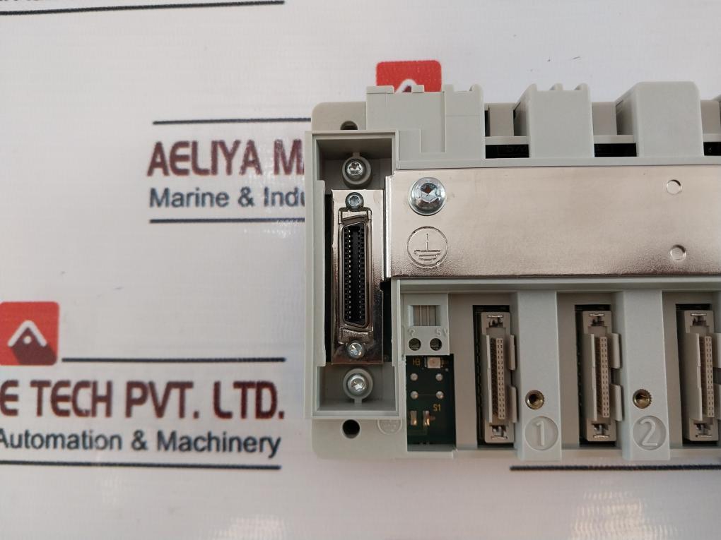 Siemens 6Fc5211-0Aa00-0Aa0 Terminal Block Module Rack Set