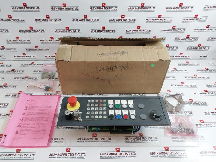 Siemens 6Fc5303-1Af00-1Aa1 Push Button Panel 24 Vdc/ 35W