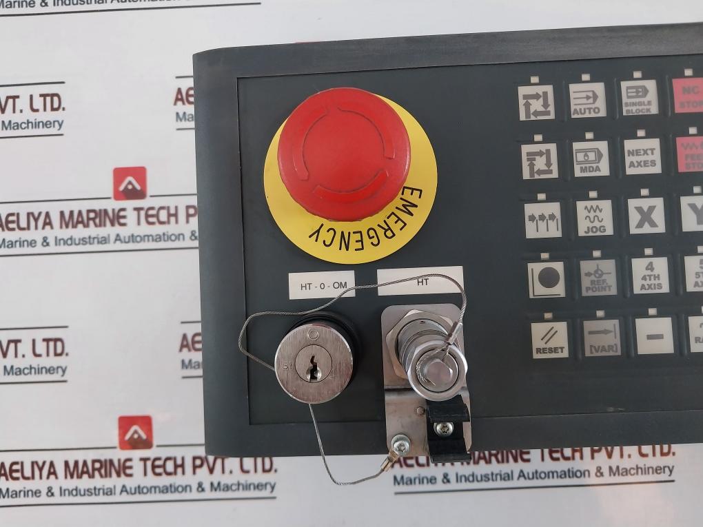 Siemens 6Fc5303-1Af00-8Aa1 Pushbutton Panel 24Vdc