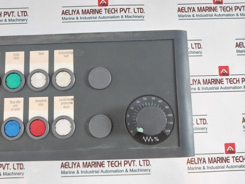 Siemens 6Fc5303-1Af00-8Aa1 Pushbutton Panel 24Vdc