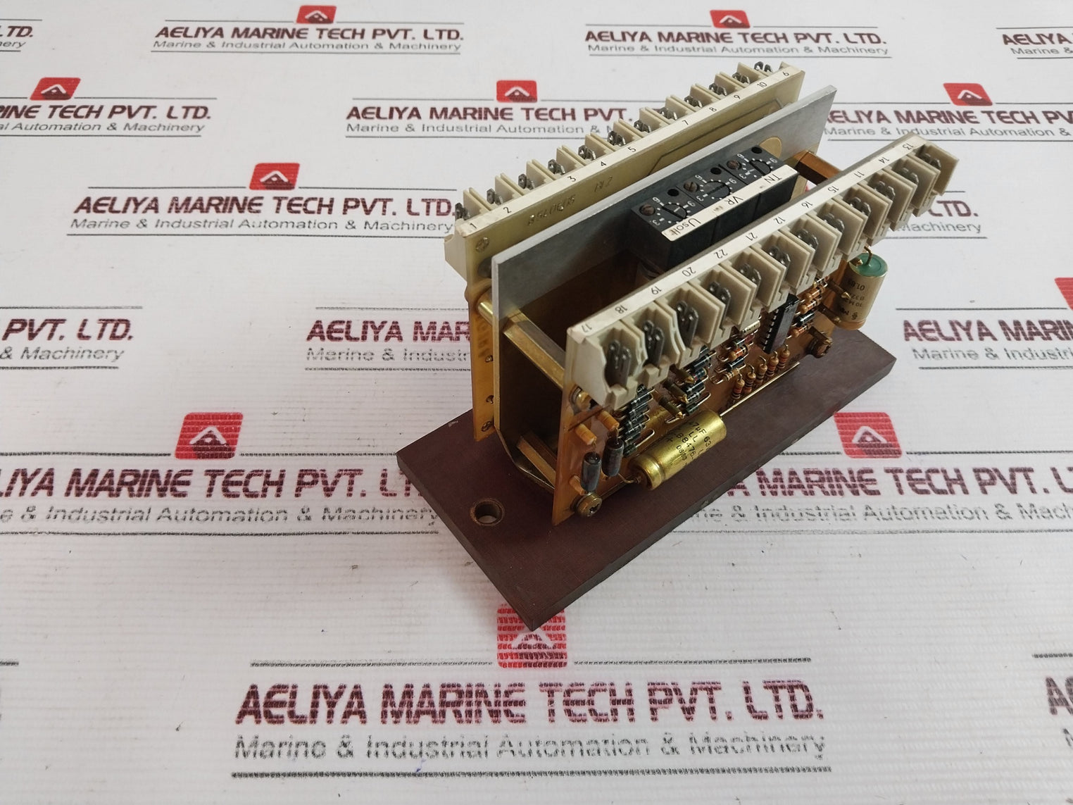 Siemens 6Ga 2490-0A Voltage Regulator