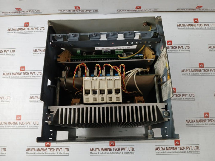 Siemens 6Ra 2325-6Dv61-0 Simoreg Compact Converter Q6J5854950 3Ac 400V 49A