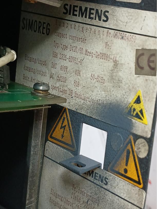 Siemens 6Ra 2325-6Dv61-0 Simoreg Compact Converter D420/60 3Ac 400V 49A 50-60Hz