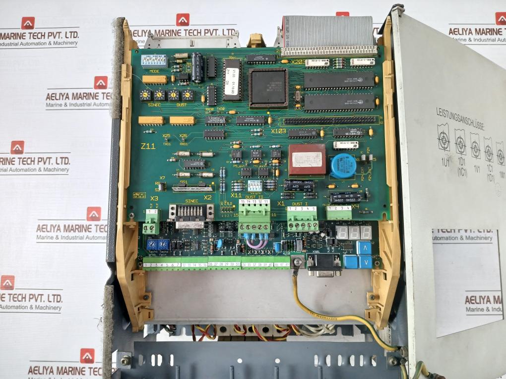 Siemens 6Ra 2325-6Dv61-0 Simoreg Compact Converter D420/60 3Ac 400V 49A 50-60Hz