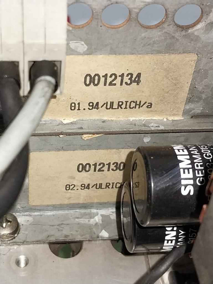 Siemens 6Se4220-1Ga20 Simovert P Inverter Drive Rev: B 3Ac 0-350V Dc530V 23A