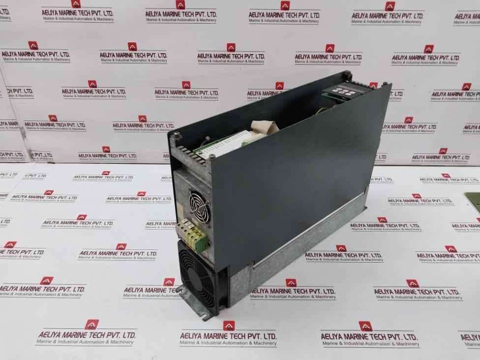 Siemens 6Se4220-1Ga20 Simovert P Inverter Drive Rev: B Dc530V 23A 3Ac 0-350V