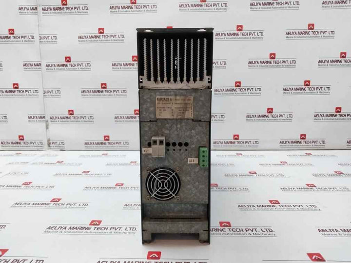 Siemens 6Se4220-1Ga20 Simovert P Inverter Drive Rev: B Dc530V 23A 3Ac 0-350V