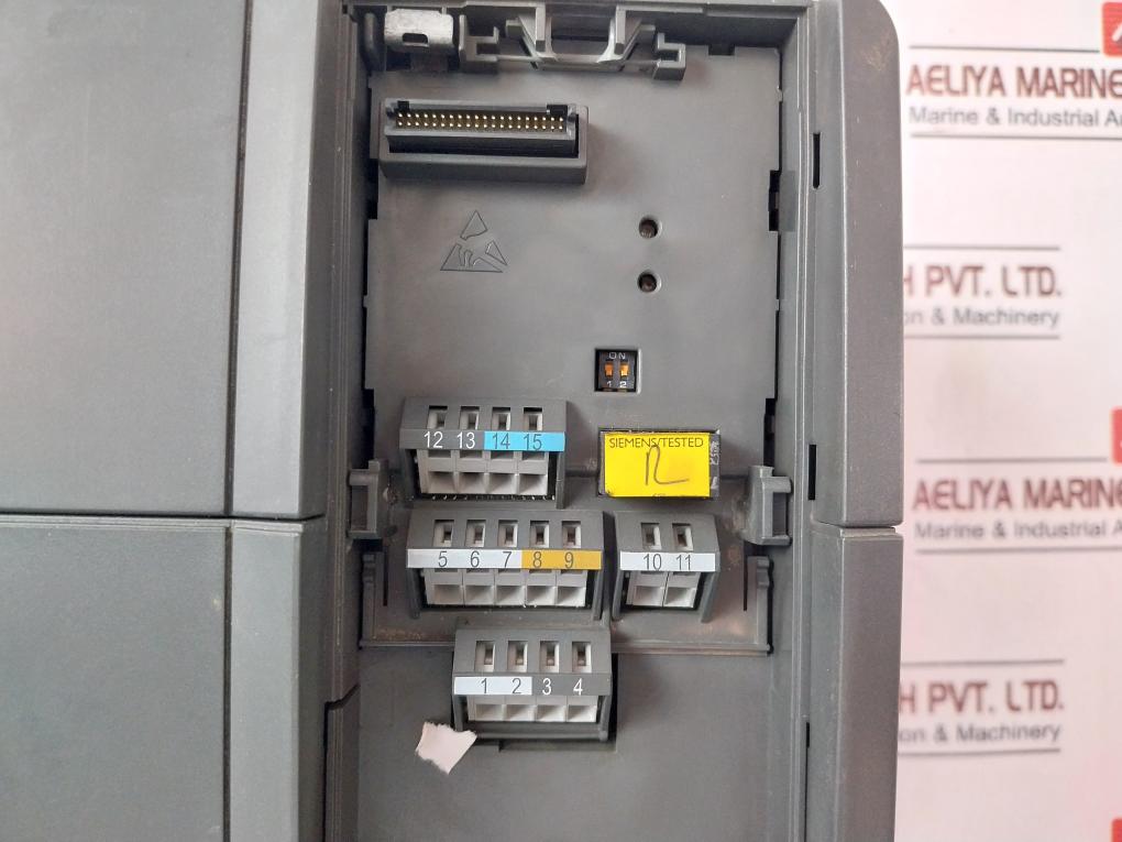 Siemens 6Se6420-2Ad24-0Ba0 Micromaster 420 Frequency Inverter