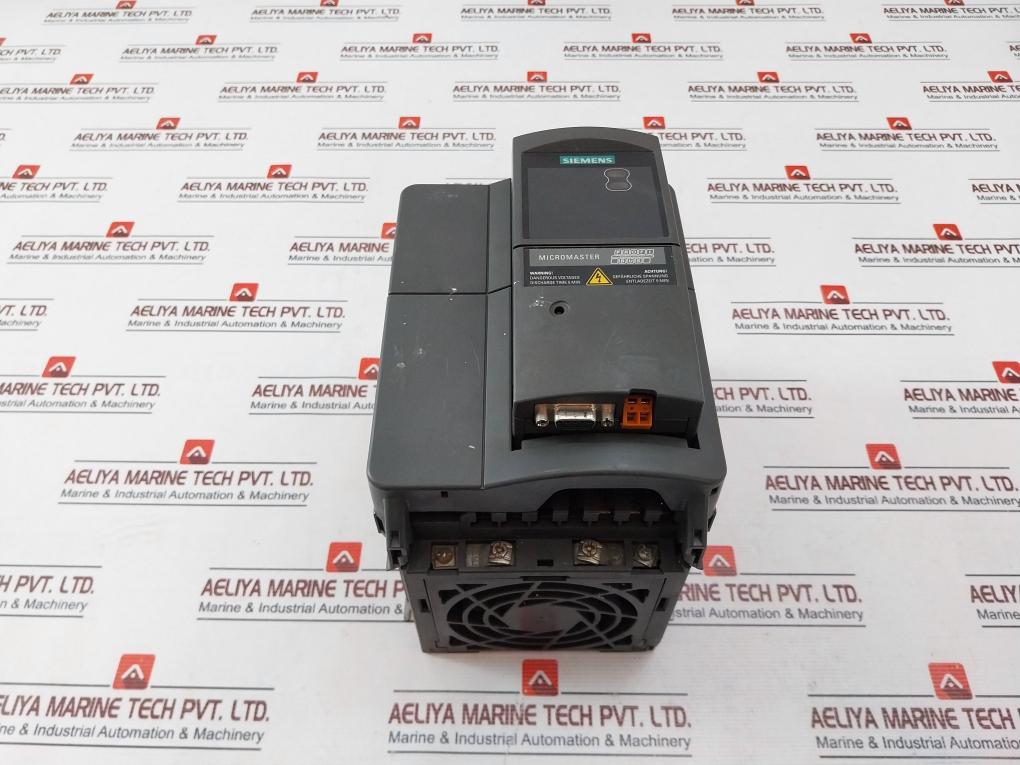 Siemens 6Se6420-2Ad24-0Ba1 Inverter Drive 380-480V 13.6A 47-63Hz