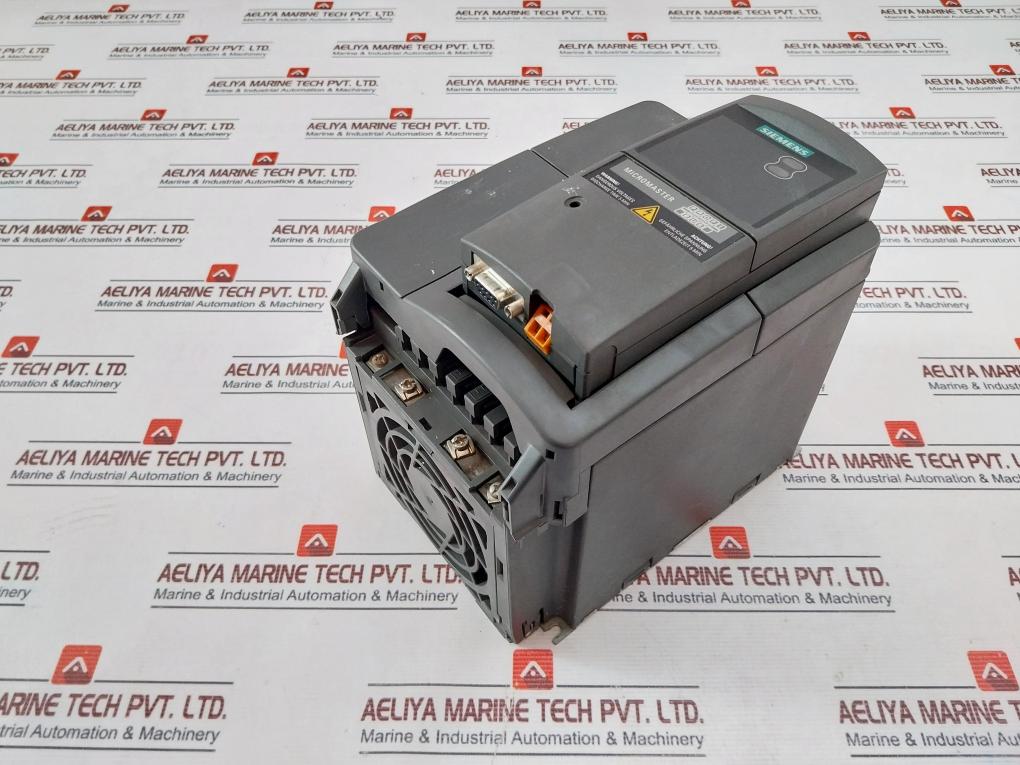 Siemens 6Se6420-2Ad24-0Ba1 Inverter Drive 380-480V 13.6A 47-63Hz