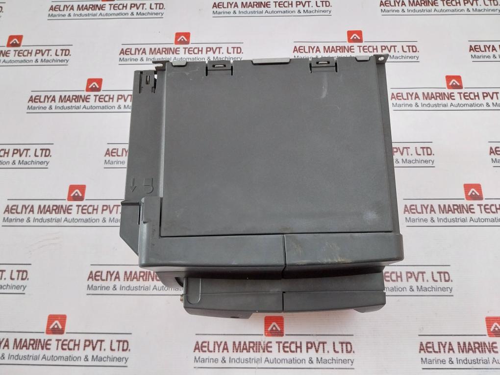 Siemens 6Se6420-2Ad24-0Ba1 Inverter Drive 380-480V 13.6A 47-63Hz