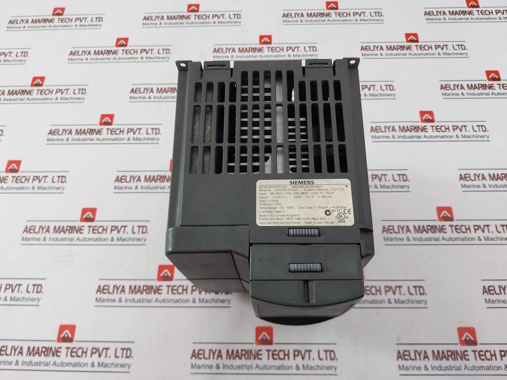 Siemens 6Se6420-2Ad24-0Ba1 Inverter Drive 380-480V 13.6A 47-63Hz