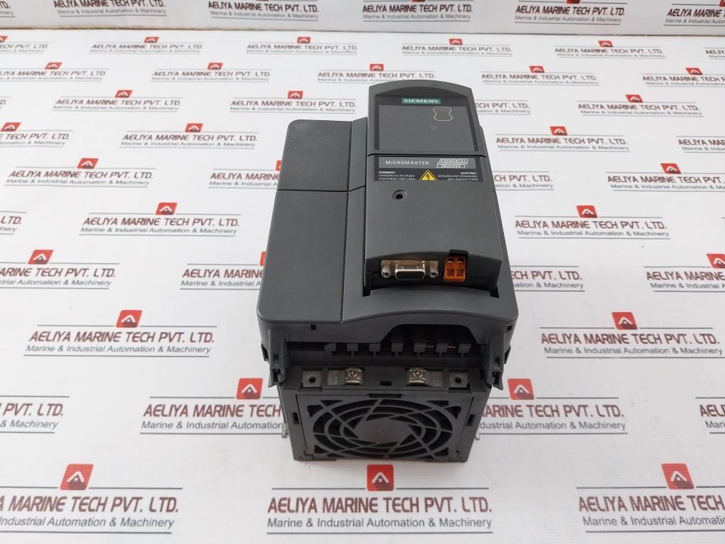 Siemens 6Se6420-2Ad24-0Ba1 Micromaster 420 Drive 380-480V 13.6A 47-63Hz