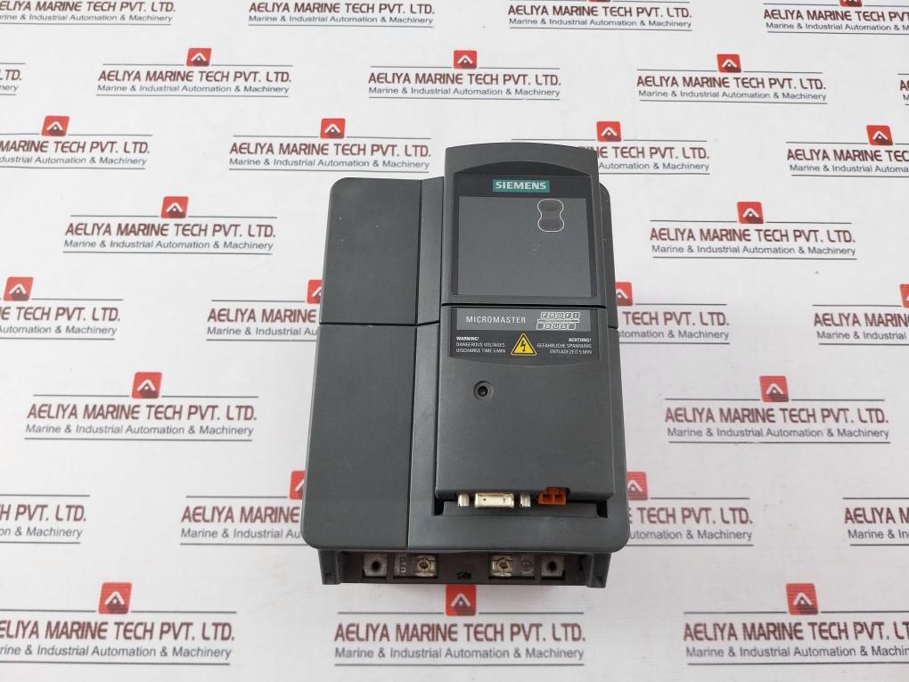 Siemens 6Se6420-2Ad24-0Ba1 Micromaster 420 Drive 380-480V 13.6A 47-63Hz