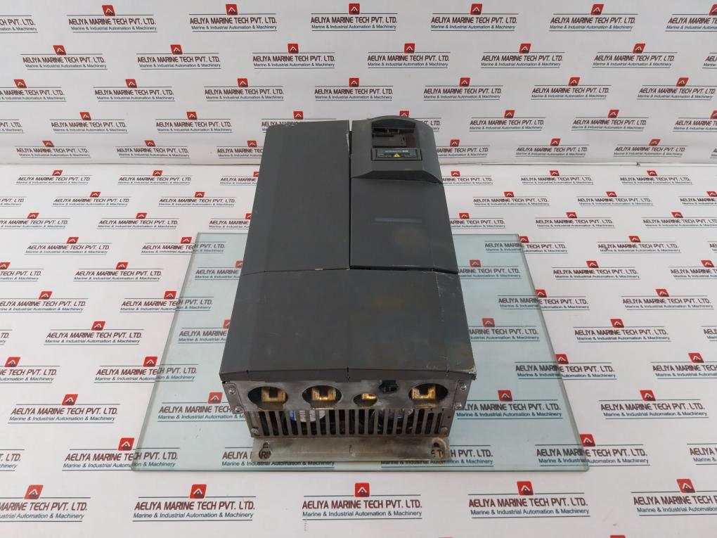 Siemens 6Se6440-2Ud32-2Da1 Micromaster 440 380-480V