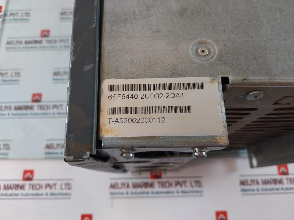 Siemens 6Se6440-2Ud32-2Da1 Micromaster 440 380-480V