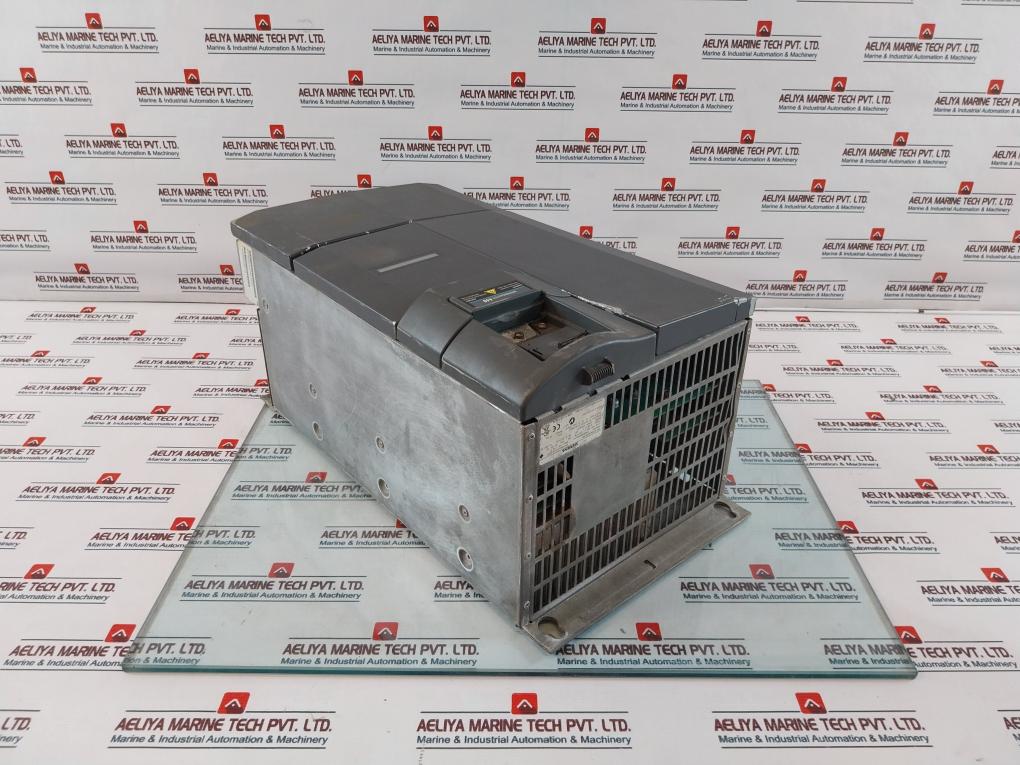 Siemens 6Se6440-2Ud32-2Da1 Micromaster 440 380-480V