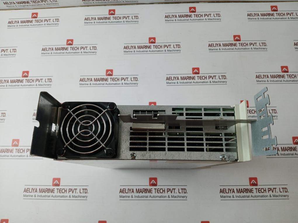 Siemens 6Se7013-0Ep50-z Masterdrives Mc Ac/Ac Drive 3Ph 0-380...480V 0-400Hz