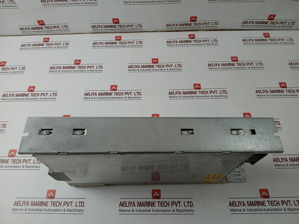 Siemens 6Se7013-0Ep50-z Masterdrives Mc Ac/Ac Drive 3Ph 0-380...480V 0-400Hz