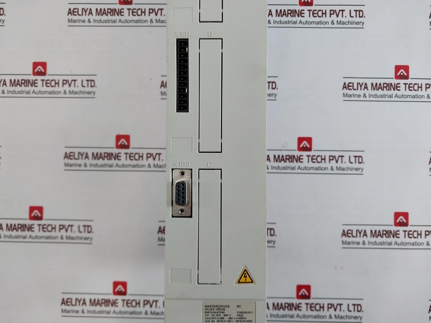 Siemens 6Se7016-0Tp50 Master Drive Motion Control Compact Plus Inverter 6A 480V