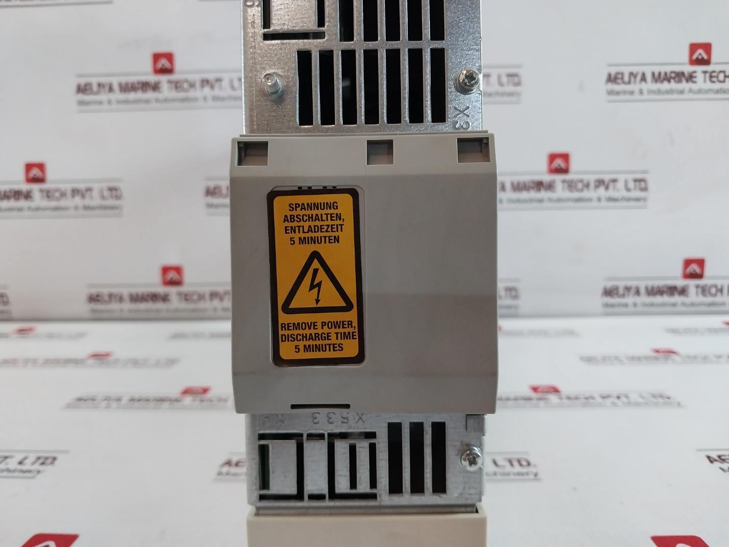 Siemens 6Se7016-0Tp50 Master Drive Motion Control Compact Plus Inverter 6A 480V