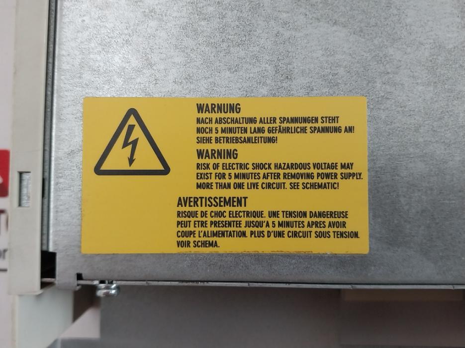 Siemens 6Se7016-0Tp50 Master Drive Motion Control Compact Plus Inverter 6A 480V