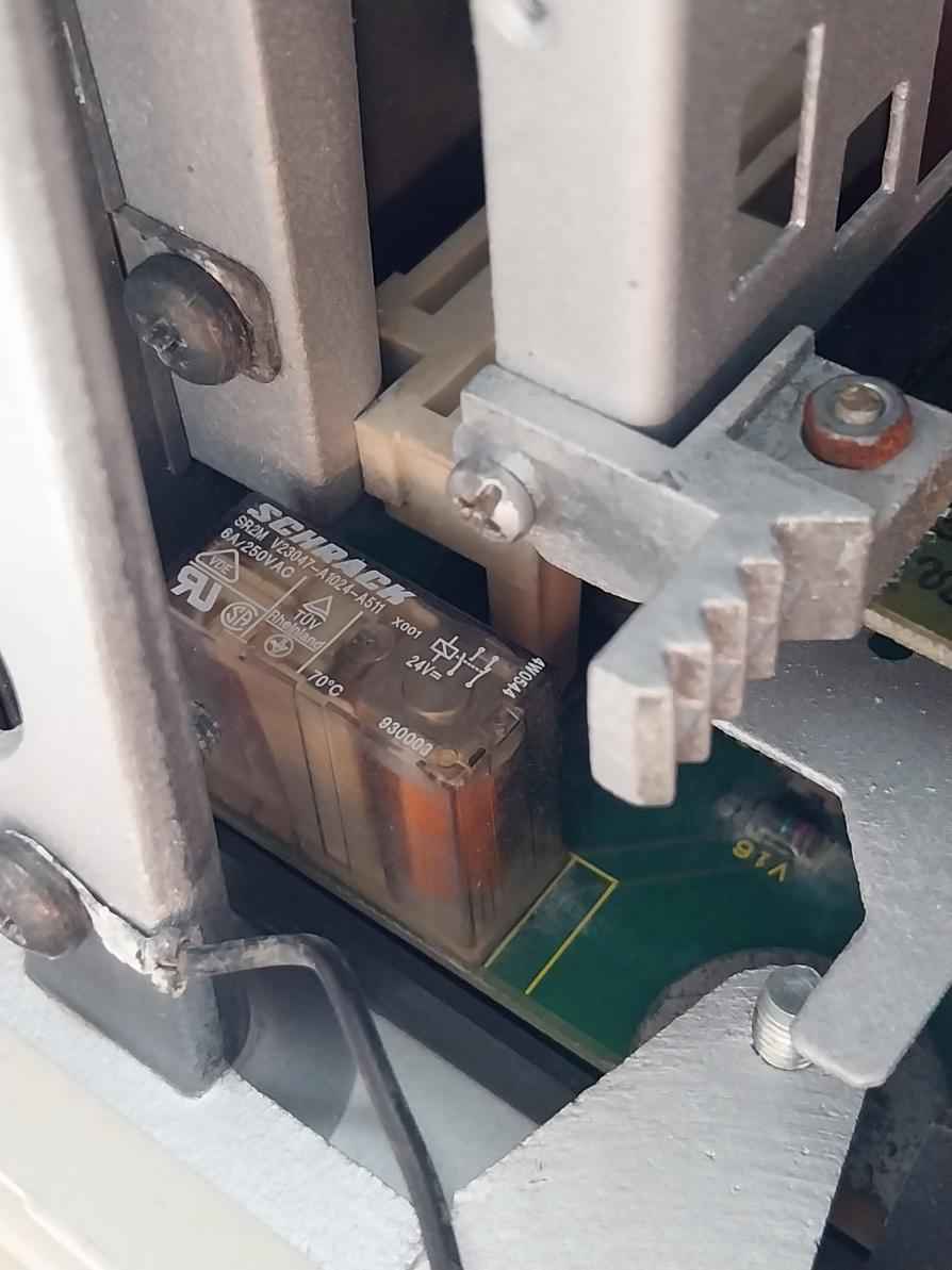 Siemens 6Se7021-3Tb61 Simovert Vc Dc Inverter 6Se7090-0Xx84-0Ab0 (Not Working)