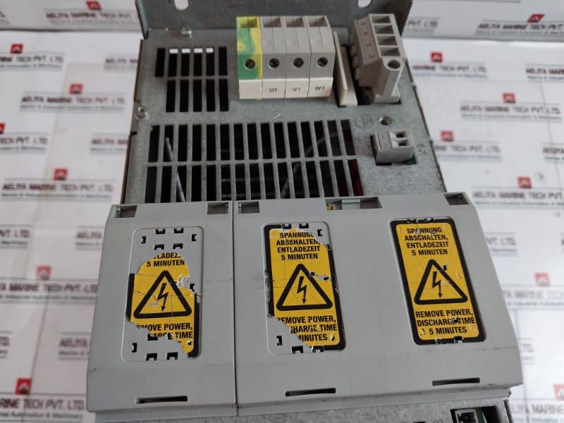 Siemens 6Se7021-4Ep50-z Masterdrives Mc Ac/Ac Drive Z=C33+K80