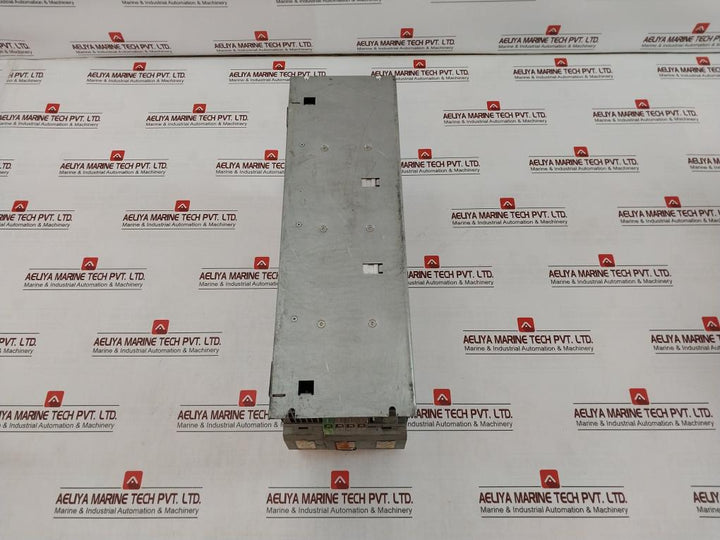 Siemens 6Se7022-1Ep50-z Ac Drive 3Ph 380-480V 0-400Hz