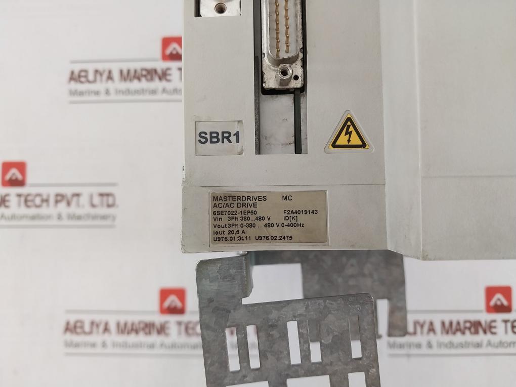 Siemens 6Se7022-1Ep50-z Ac Drive 3Ph 380-480V 0-400Hz