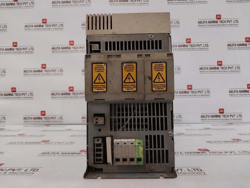Siemens 6Se7022-1Ep50-z Ac Drive 3Ph 380-480V 0-400Hz