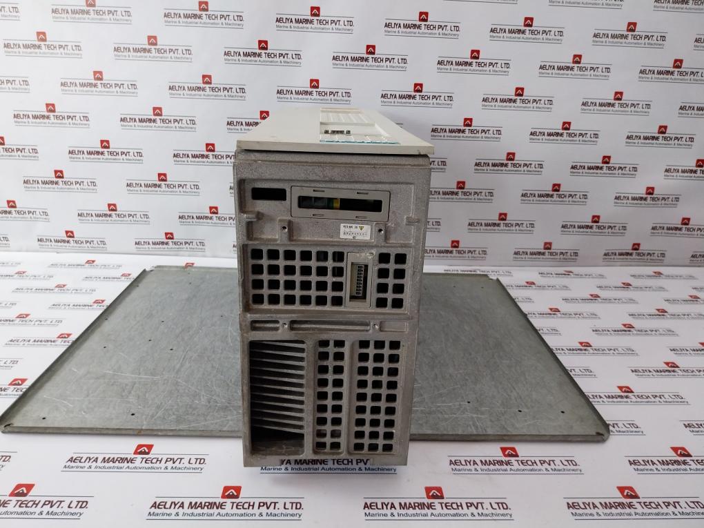 Siemens 6Se7022-2Uc61-z, Simovert Vc, Dc Inverter Ac Drive 675…810Vdc 26.2A