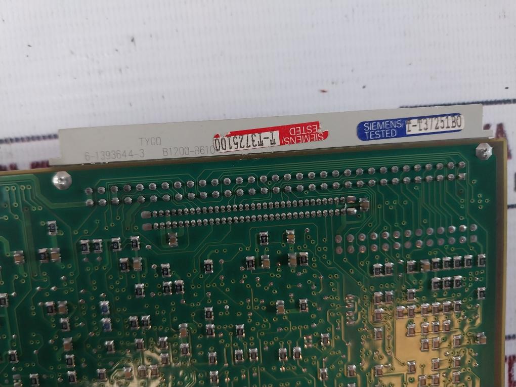 Siemens 6Se7023-4Ec61-z G91 Simovert Masterdrive Vc Converter Compact Unit