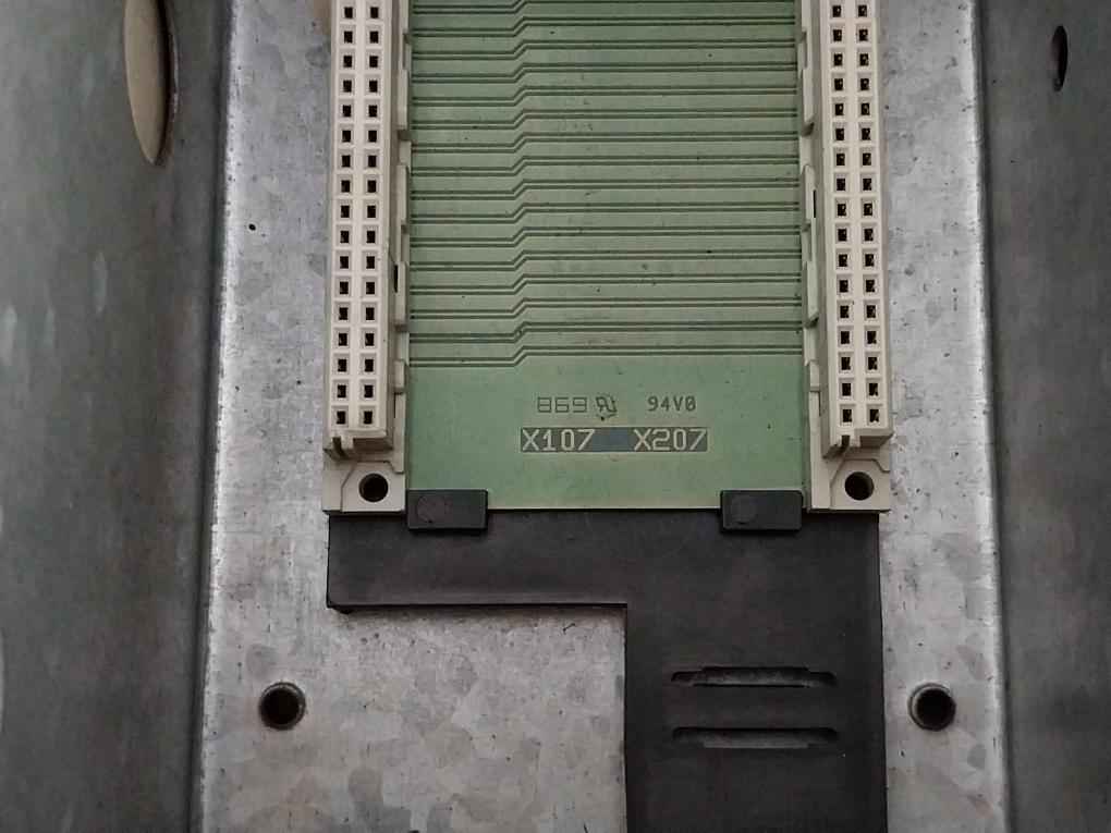 Siemens 6Se7023-4Tc21 Simovert Vc Dc Inverter Dc 510-620V 40.5A (Not Working)