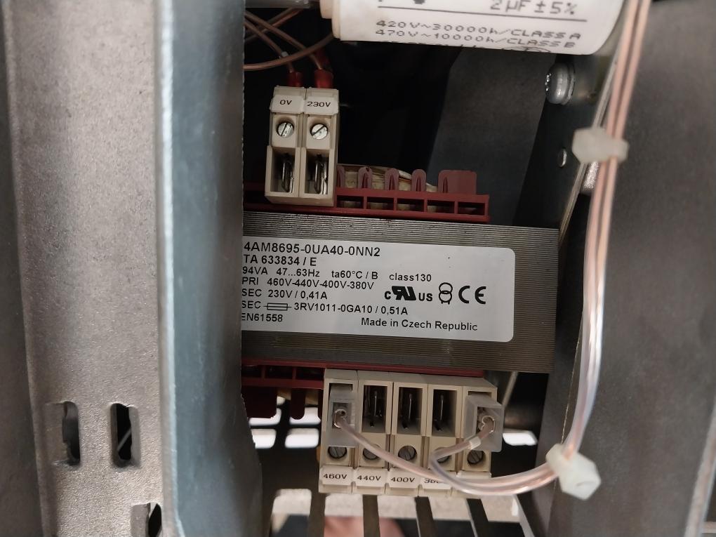 Siemens 6Se7024-7Ed61-z Simovert Masterdrives Vc Converter Compact Unit