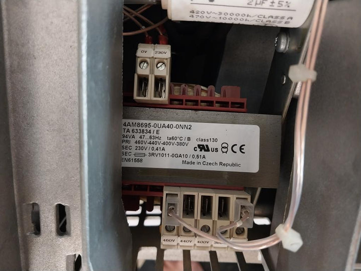 Siemens 6Se7024-7Ed61-z Simovert Masterdrives Vc Converter Compact Unit