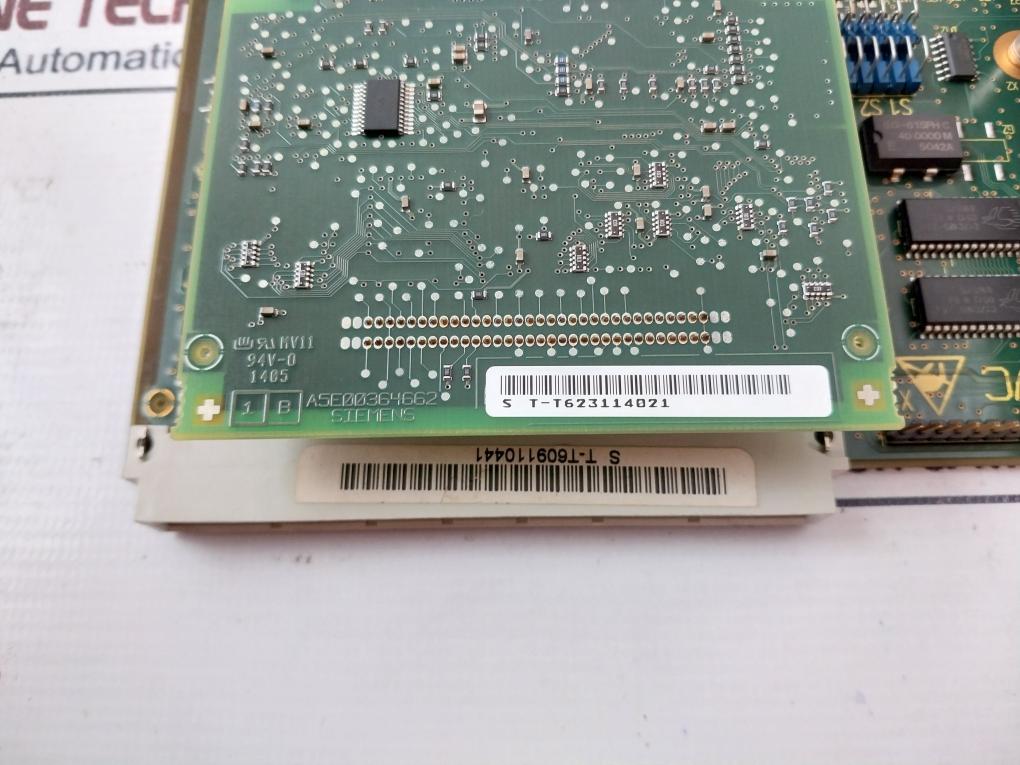 Siemens 6Se7024-7Ed61-z Simovert Masterdrives Vc Converter Compact Unit