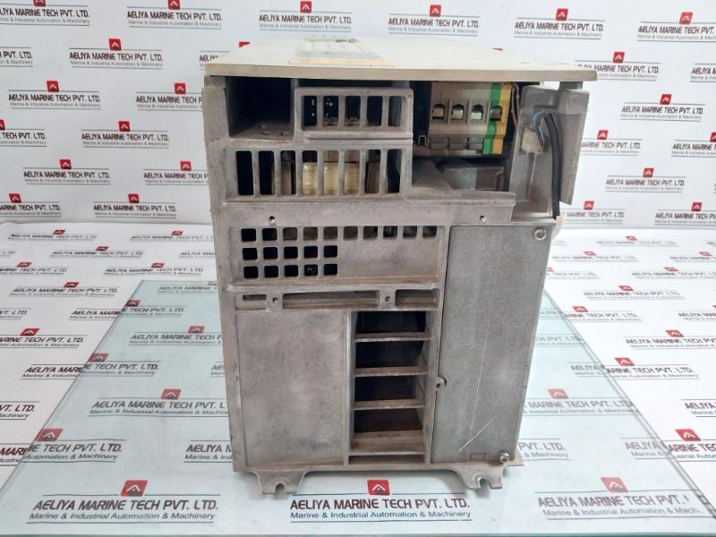 Siemens 6Se7024-7Ed61 Frequenzumrichter/Frequency Converter Ac Drive Simovert Vc