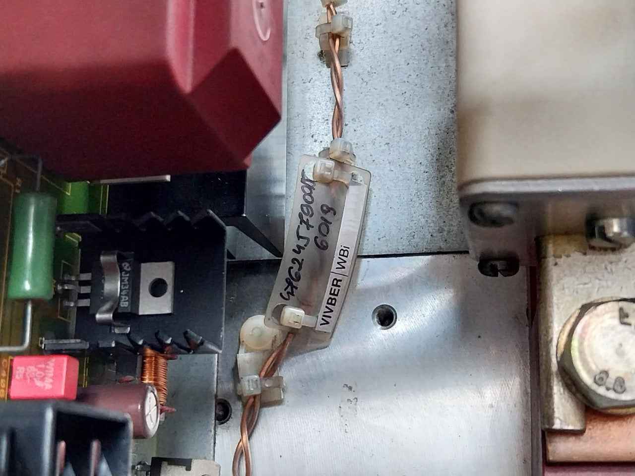 Siemens 6Se7031-0Te60-z Simovert Vc Dc Inverter 6Se7031-2Hf84-1Bg0 Dc510-650V