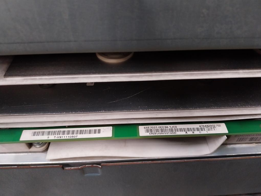 Siemens 6Se7031-0Te60-z Simovert Vc Dc Inverter Dc510–650V 110.0A 0–500Hz