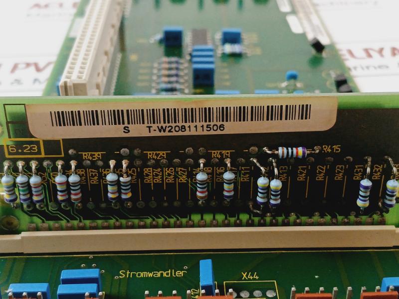 Siemens 6Se7031-5Ef84-1Bh0 Inverter Interface Board 6Se7031-2Hf84-1Bg0