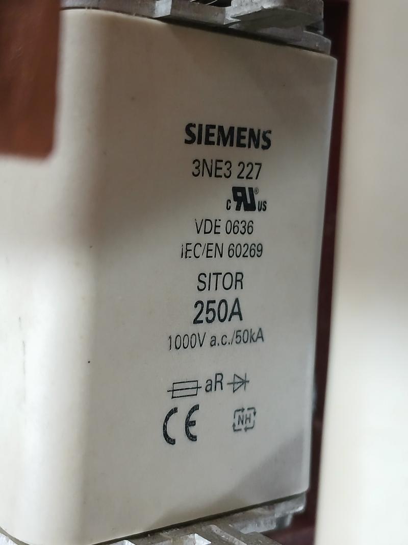 Siemens 6Se7031-5Tf60-z Simovert Vector Control Dc Inverter Dc510-650V