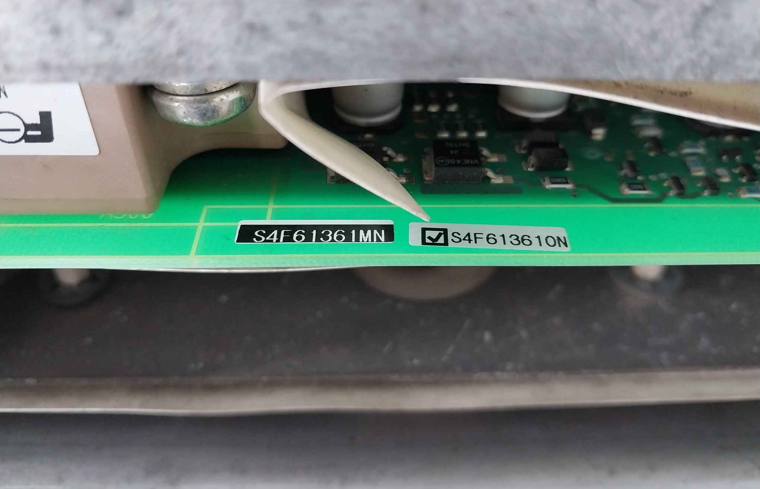 Siemens 6Se7031-8Tf60-z Simovert Vc Dc Inverter Drive Dc510-650V 221.0A 100Ka