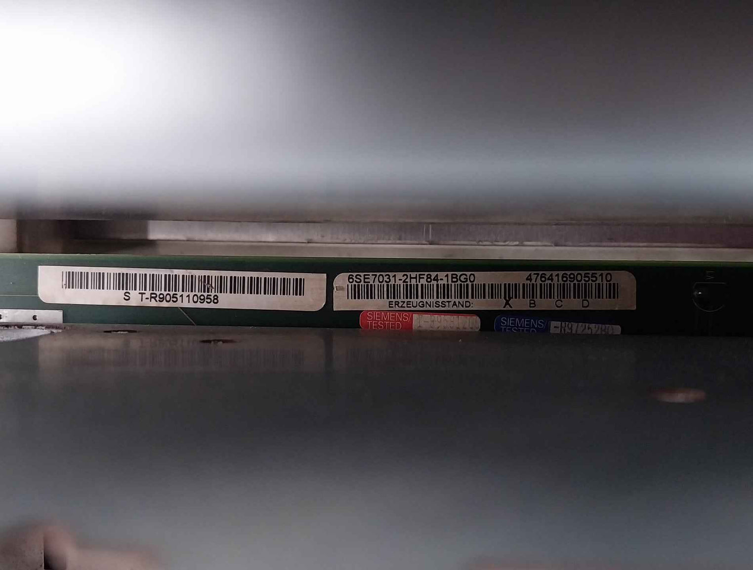 Siemens 6Se7031-8Tf60-z Simovert Vc Dc Inverter Drive Dc510-650V 221.0A 100Ka