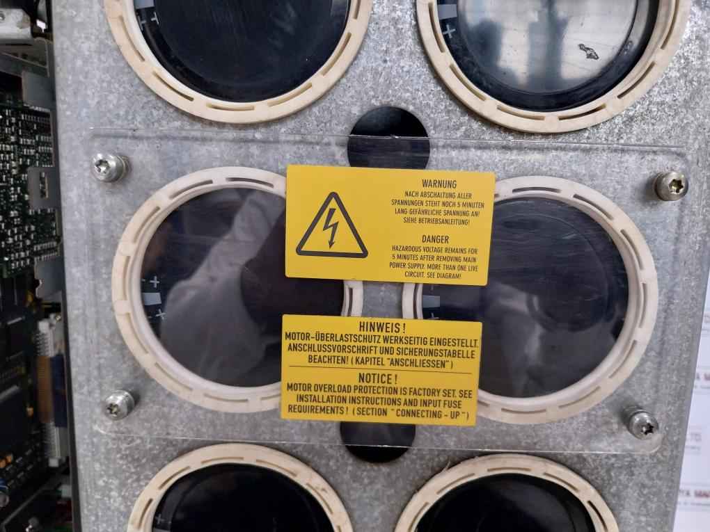 Siemens 6Se7031-8Tf60-z Simovert Vc Dc Inverter Master Drive 230V 50Hz 4,5A 100W