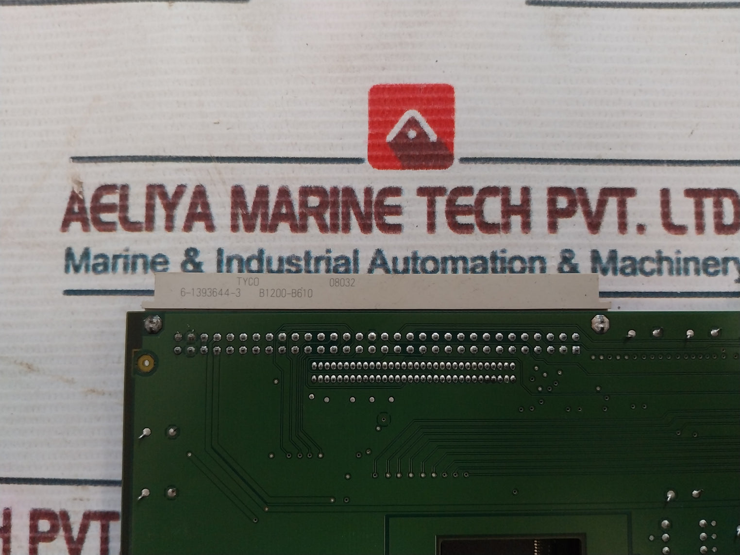 Siemens Simovert 6Se7033-2Tg60-z Masterdrive Dc Inverter Chassis Unit