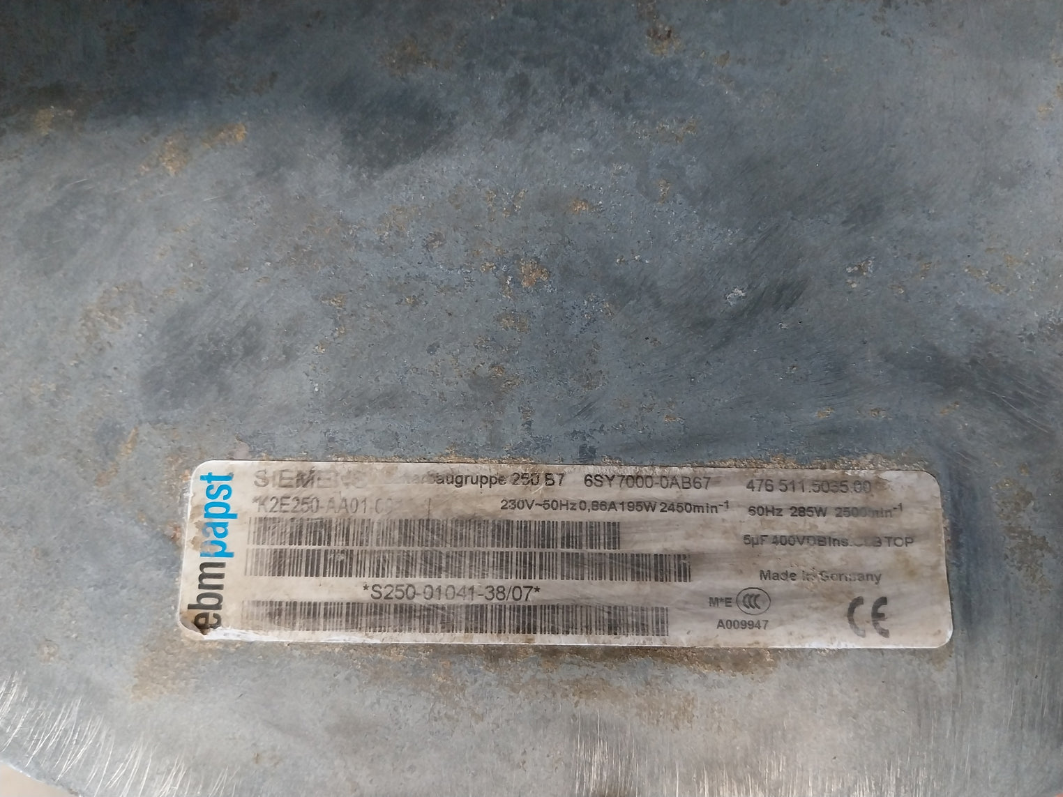 Siemens Simovert 6Se7033-2Tg60-z Masterdrive Dc Inverter Chassis Unit